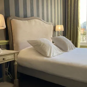 **** Hotel Helvie - Les Collectionneurs France